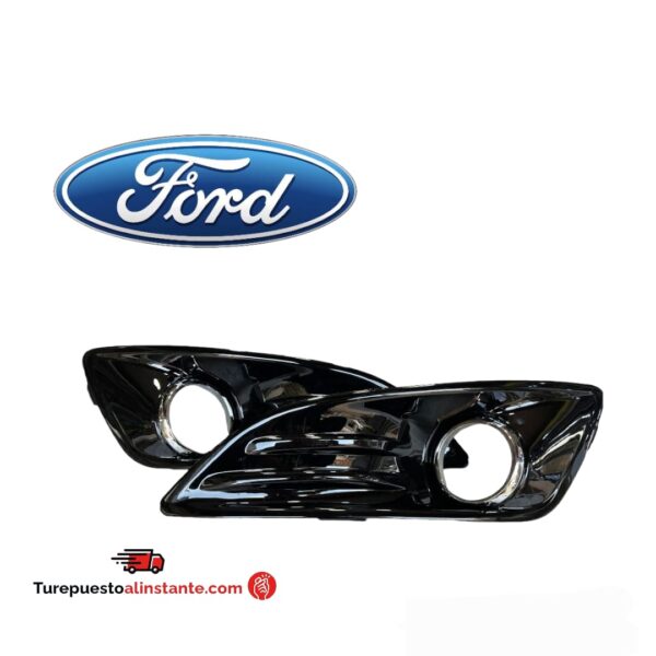 Tapas de exploradora Ford Fiesta